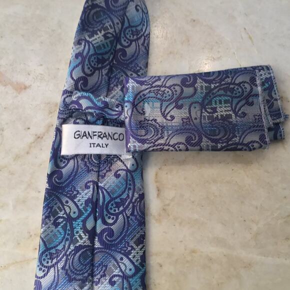 GIANFRANCO TIE ( with pocket scarf) - Picture 4 of 9